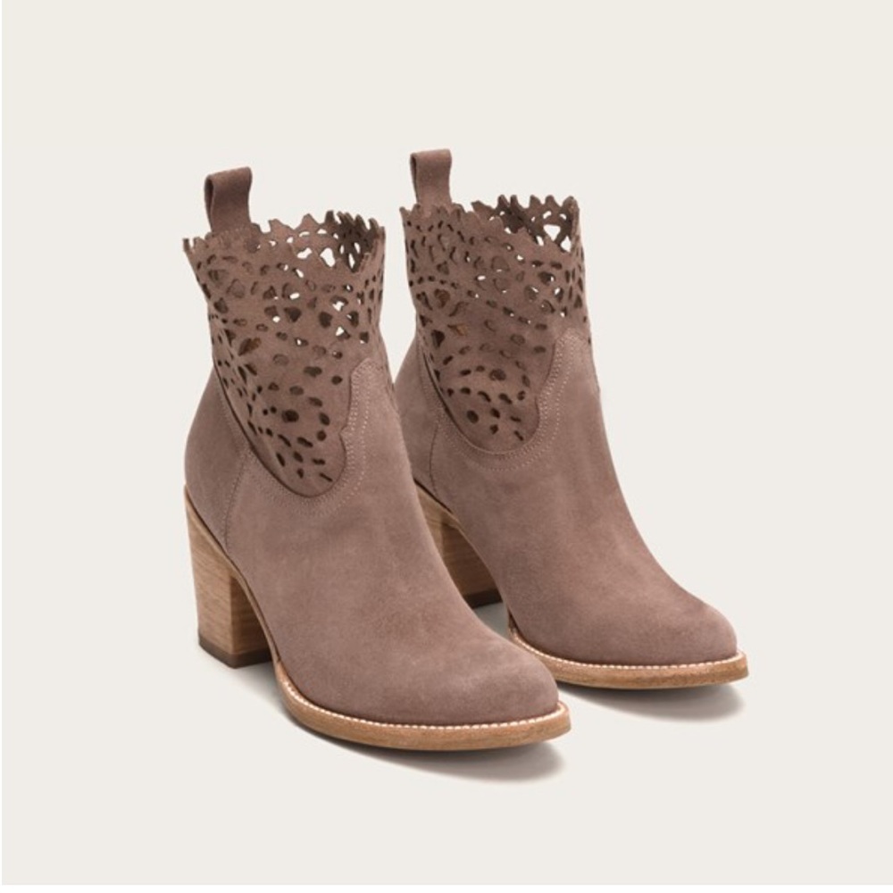 FRYE Victoria Cut Short Boots Dusty Rose Taupe  9